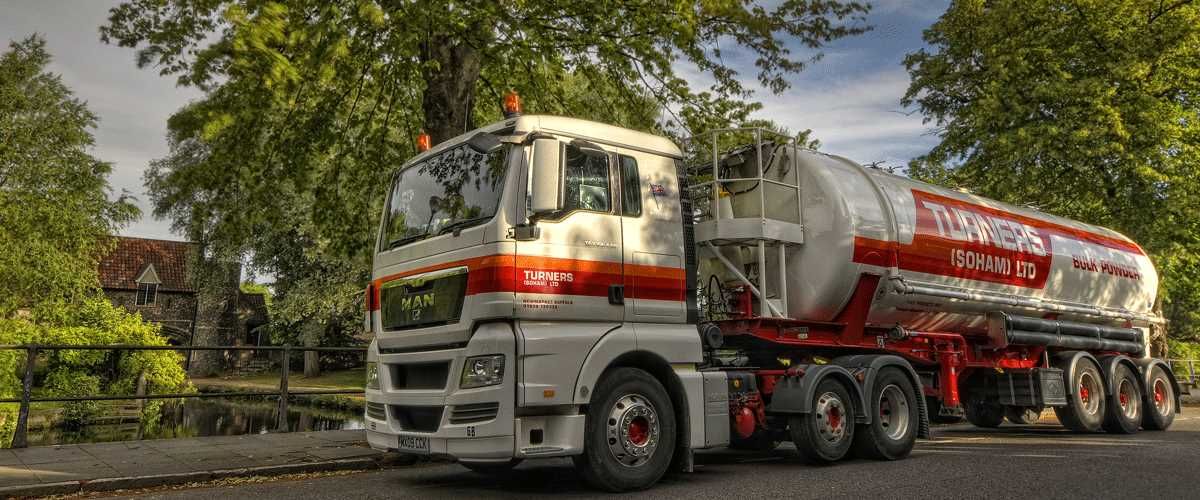 Turners Bulk Powders Tanker